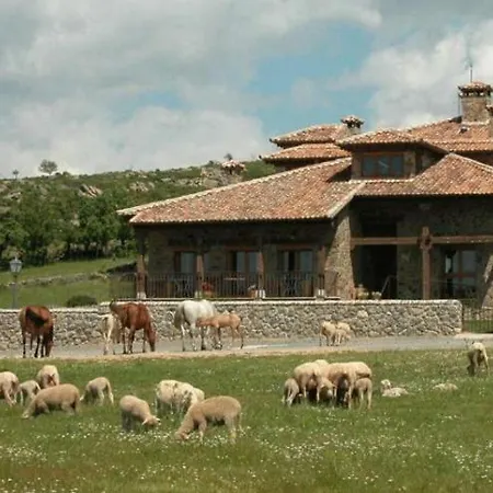 Lujosa En La Sierra De Segovia *